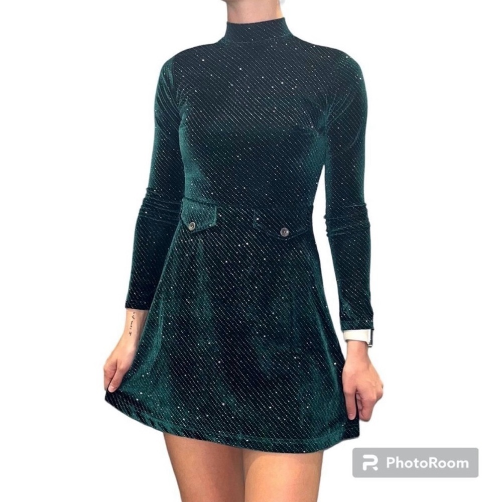 Smak Parlour Emerald Sparkly Velvet Mock Turtleneck Dress- Size 2X- NWT